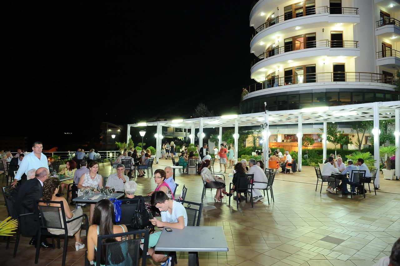 Monte-Carlo Hotel Vlorë Exterior foto